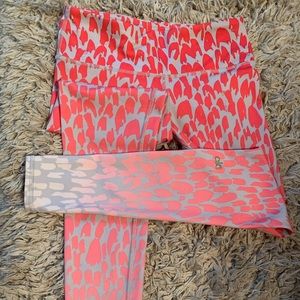 Pink leopard ALO yoga leggings